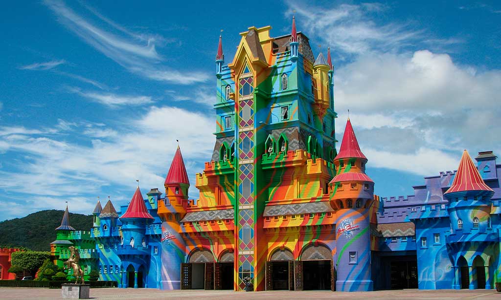 Beto Carrero World: Diversão garantida para todas as idades!